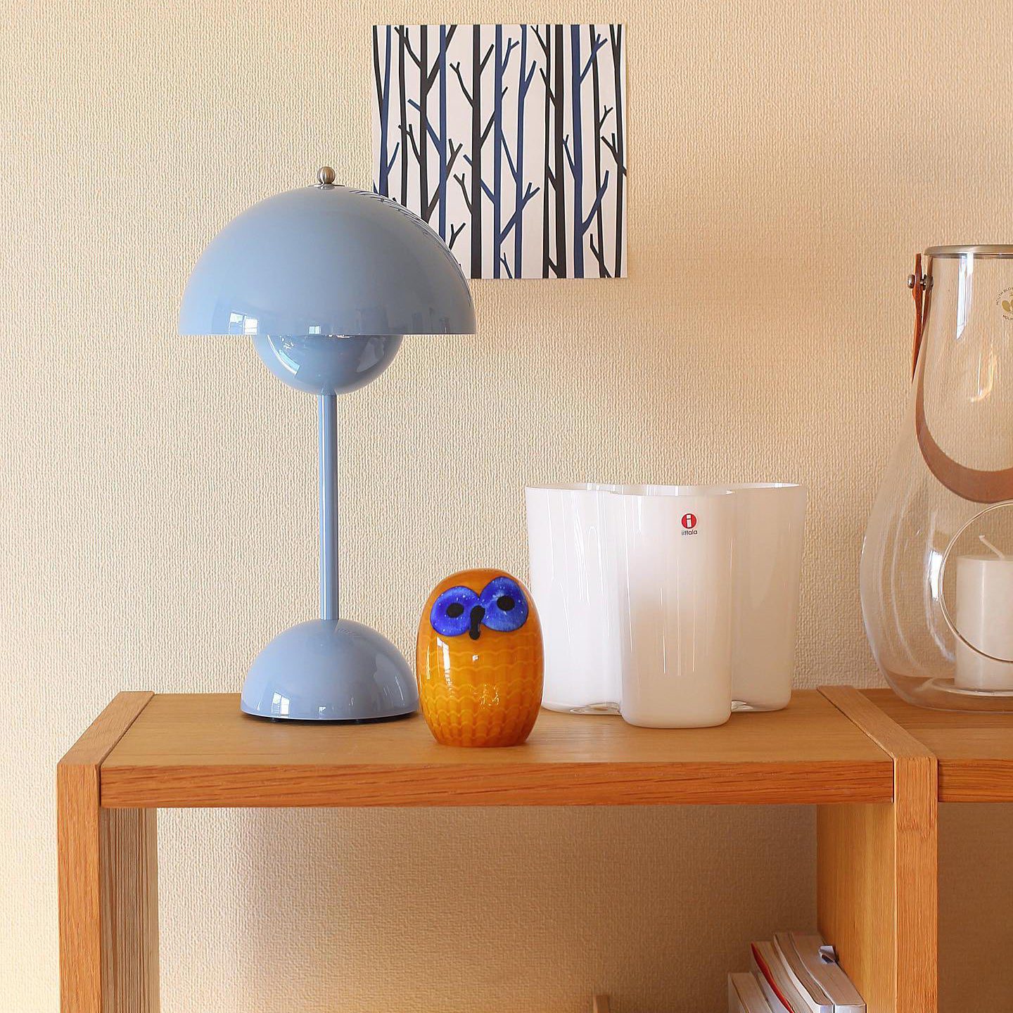 LunarGlow - LED stolní lampa pro atmosférické interiéry