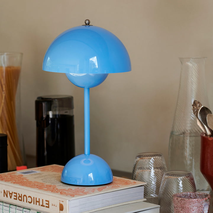 LunarGlow - LED stolní lampa pro atmosférické interiéry