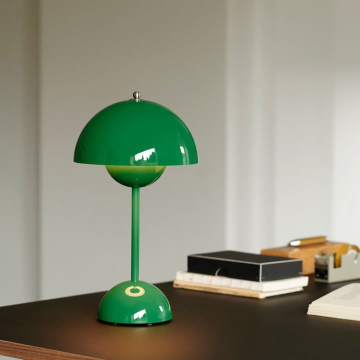LunarGlow - LED stolní lampa pro atmosférické interiéry