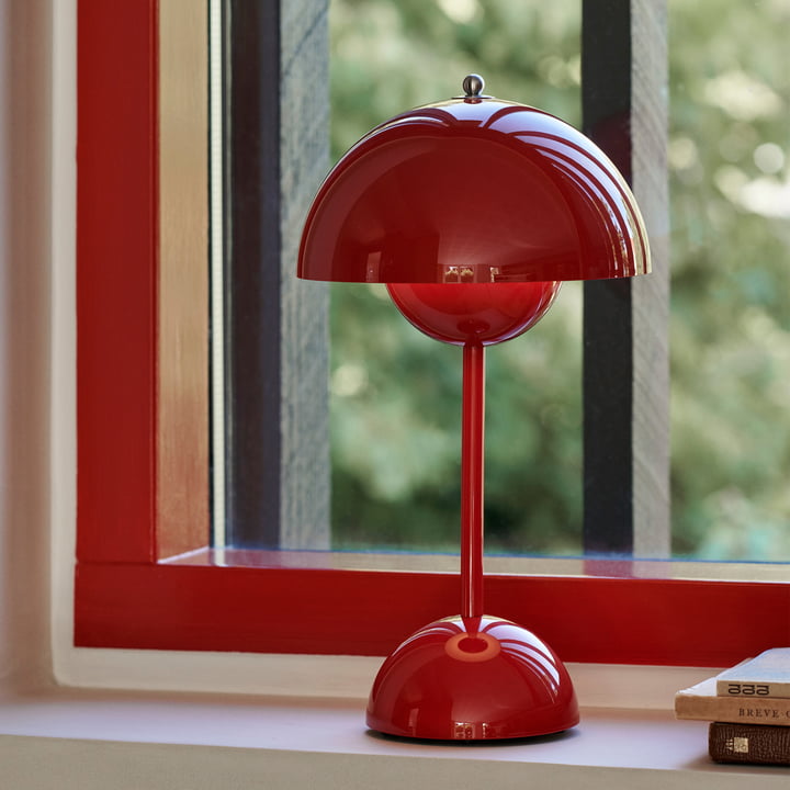 LunarGlow - LED stolní lampa pro atmosférické interiéry
