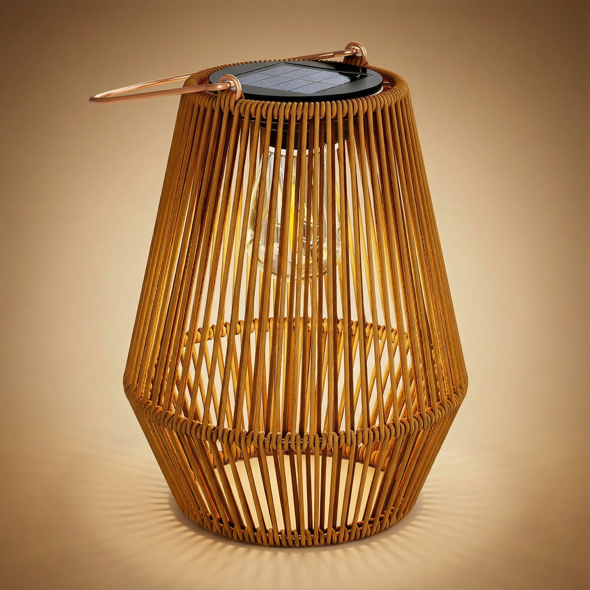 Solar-Gartenlaterne – Wetterfest, Solarbetrieben & Handgefertigtes Design