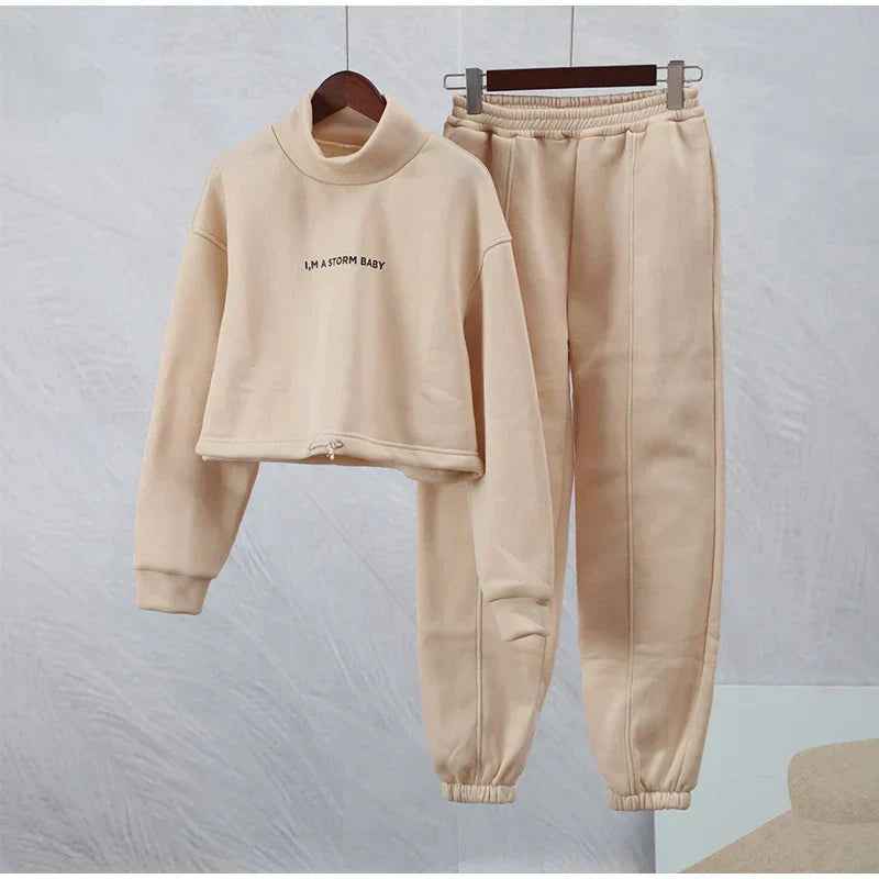 Kaila tréningová súprava | Štýlový dlhý rukáv a k nemu vhodné nohavice