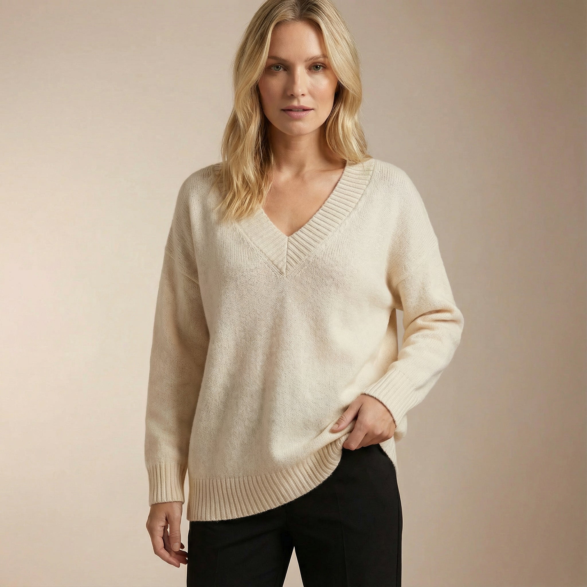 Strickpullover mit V-Ausschnitt – Weiches Material & Zeitloses Design