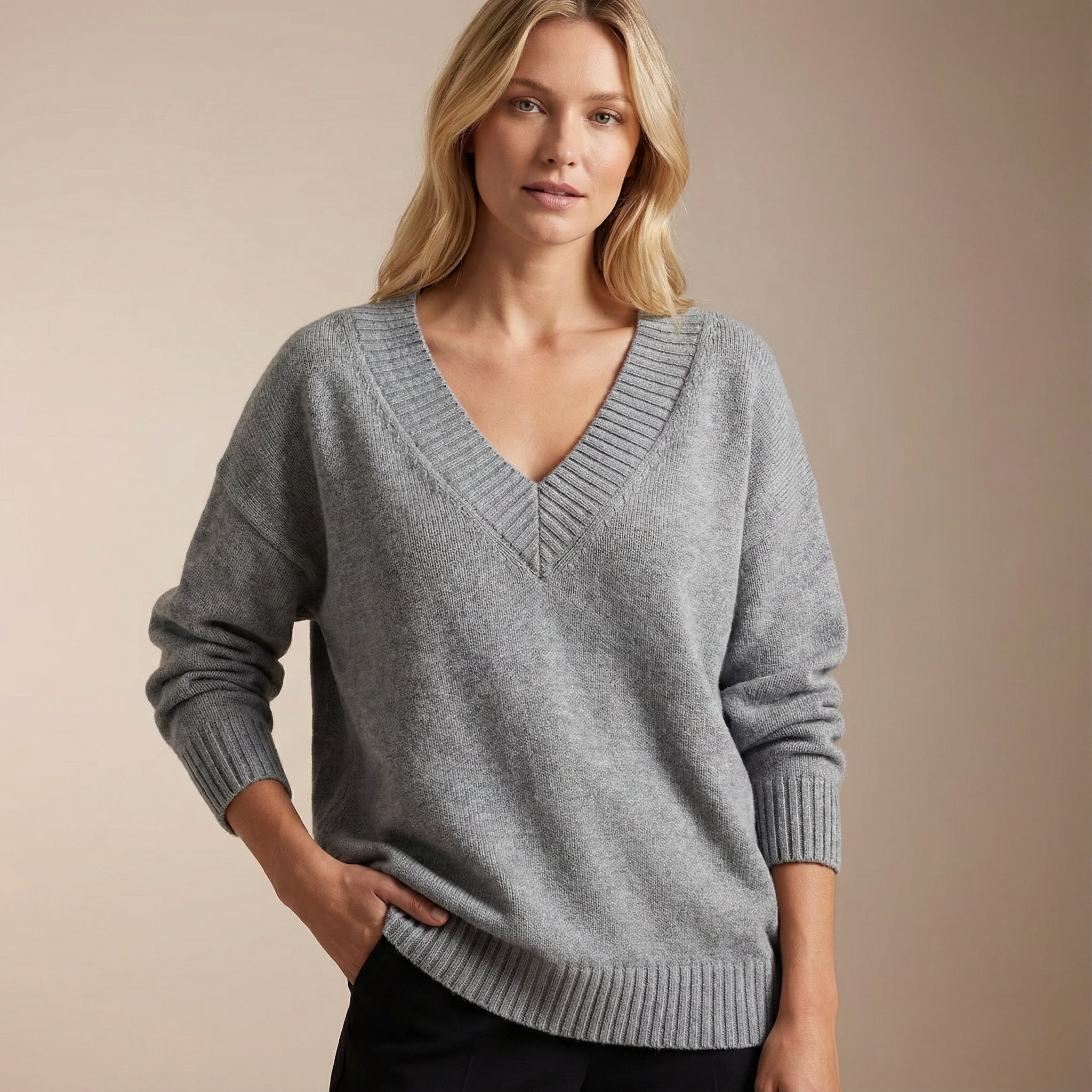 Strickpullover mit V-Ausschnitt – Weiches Material & Zeitloses Design