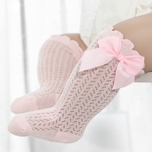 Baby-Socken aus Baumwolle mit großer Schleife