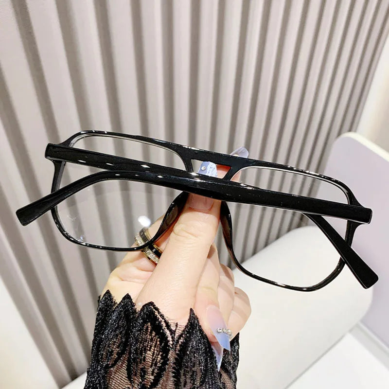 Comfort Vision Blue Light Goggles - Schützen Sie Ihre Augen beim Lesen und Screening