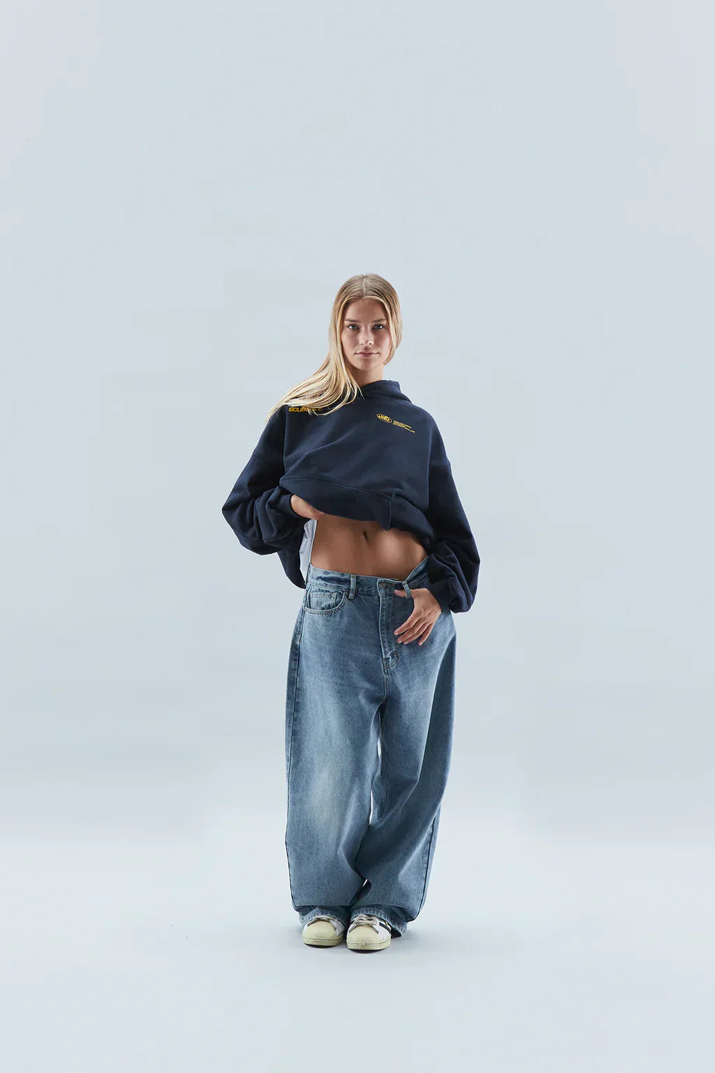 InnerGlow – Lotte Hoodie | Symbol für Selbstliebe & Zeitlosen Stil