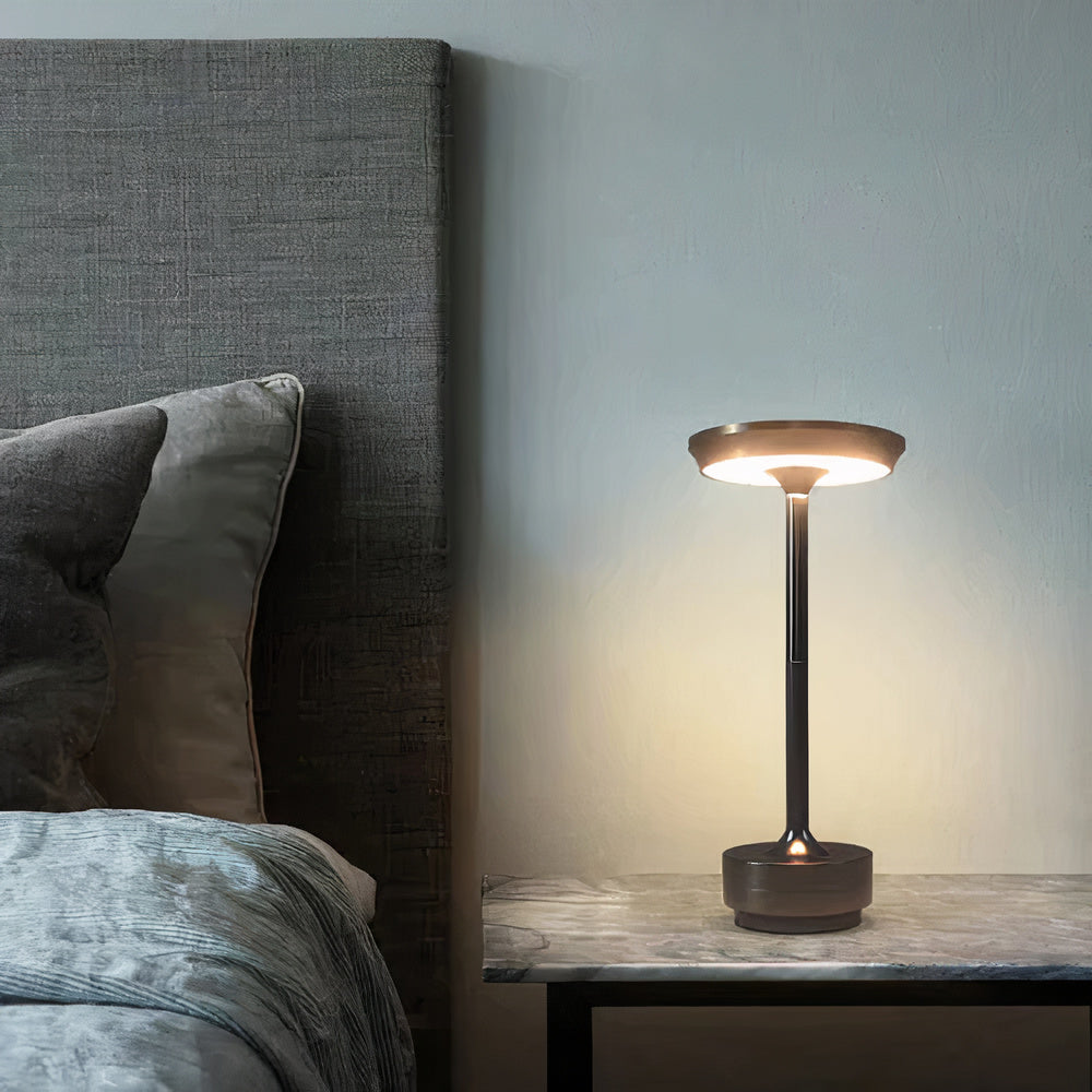LumenArt - Elegantní stolní lampa od Thomase
