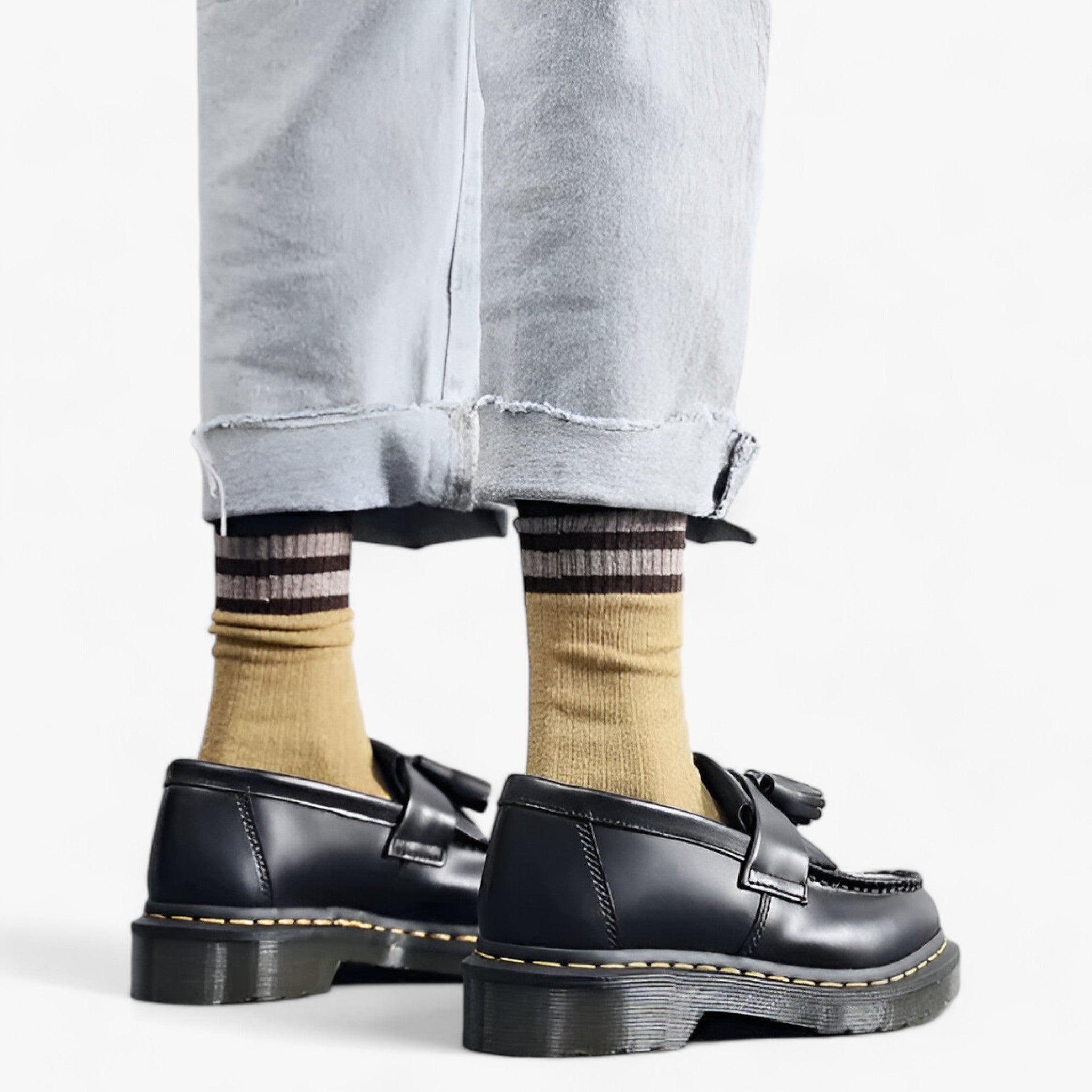 Les mocassins classiques de Liam avec pompon - élégance intemporelle