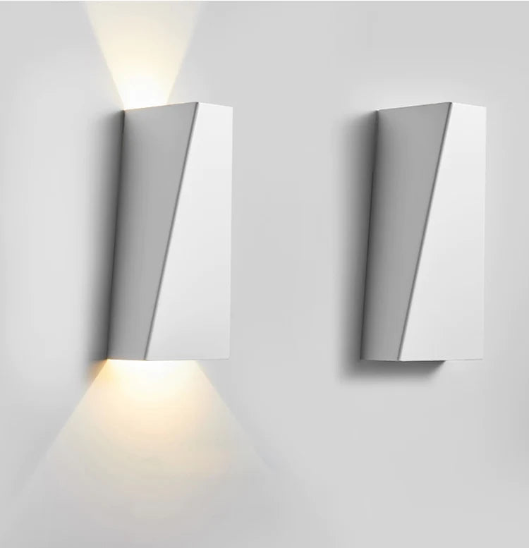 LumiFort - lampada da parete LED con design unico