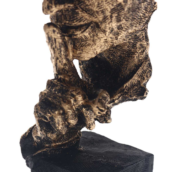 Abstracte Gouden Sculptuur "NordicLijn" – Moderne Scandinavische Decoratie Vestragear
