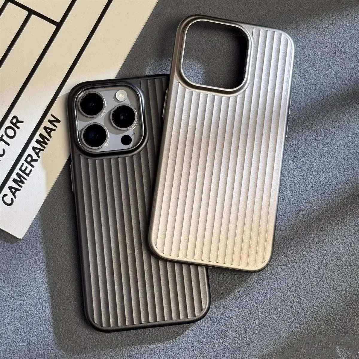 Handyhülle Stoßfest Slim Metall Look iPhone Vestragear