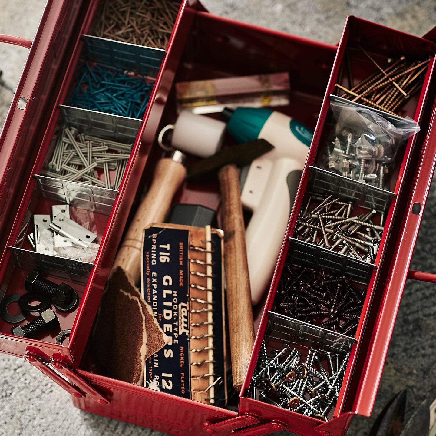 Tayori – ST-350 Werkzeugkasten aus Stahl mit Fächern und Schlossöffnung